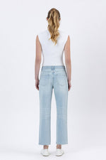 Vervet Distressed Jeans