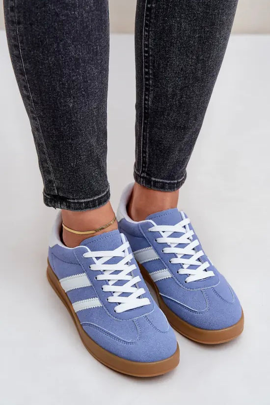 womens casual sneakers