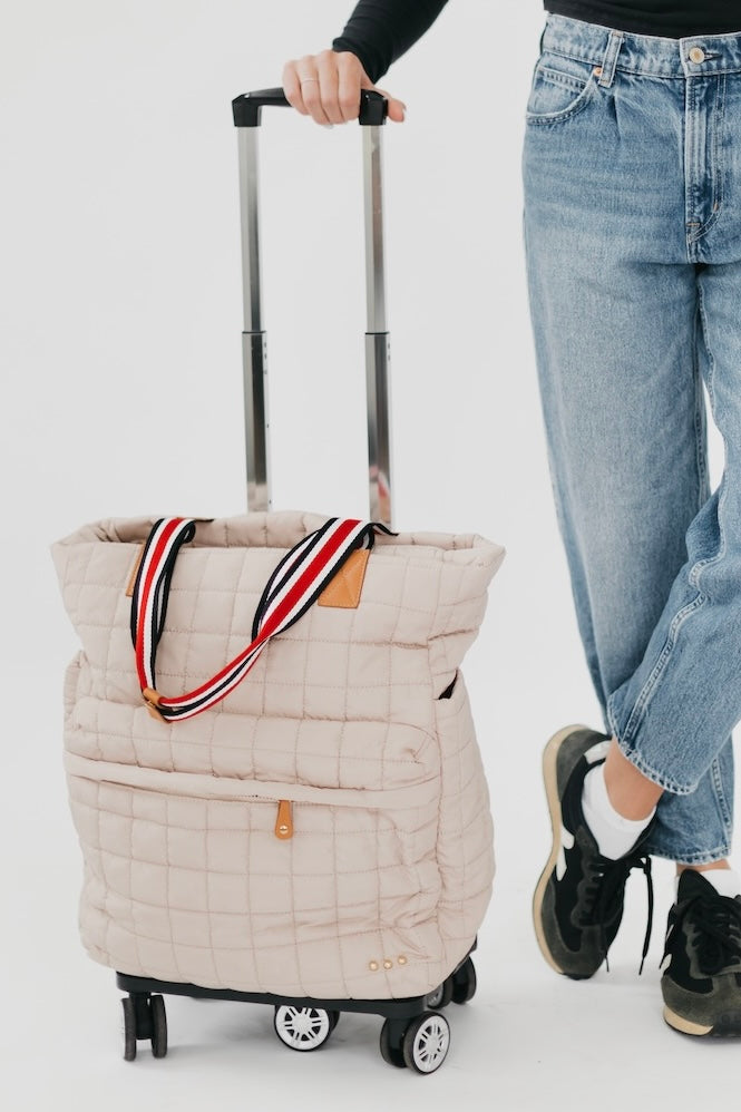 Boutique quilted roller suitcase