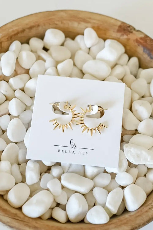 boutique bella rey stud earrings 18k