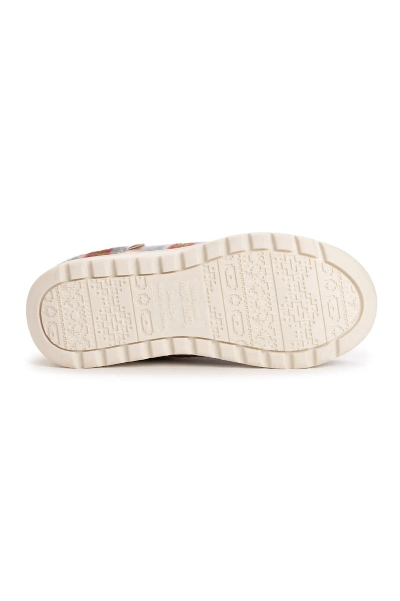 Muk Luks slipper booties indoor and outdoor