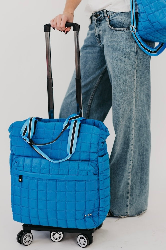 Boutique quilted roller suitcase